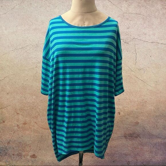 LuLaRoe 4 NWT Tops - Picture 3 of 11